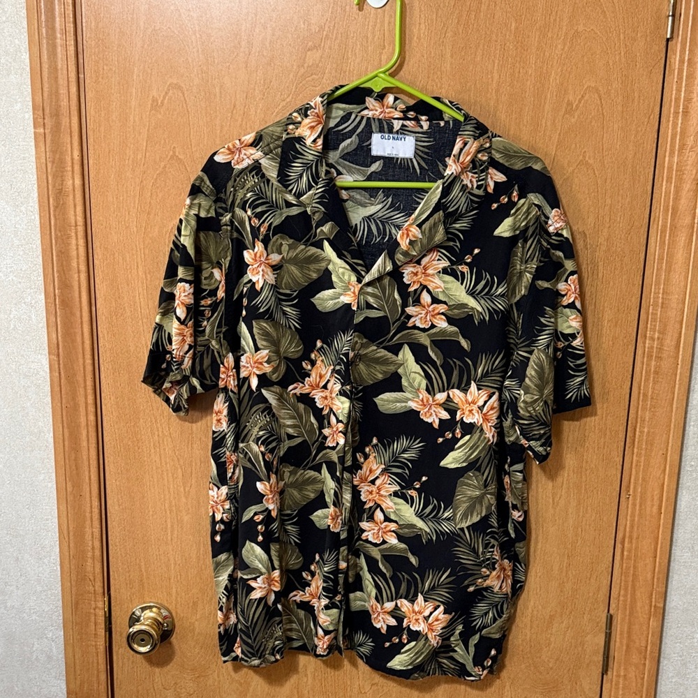 Old Navy Men’s Large Short-Sleeved Floral Printed Casual Dress Shirt